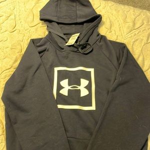 New Under Armour hoodie.  Mens XL